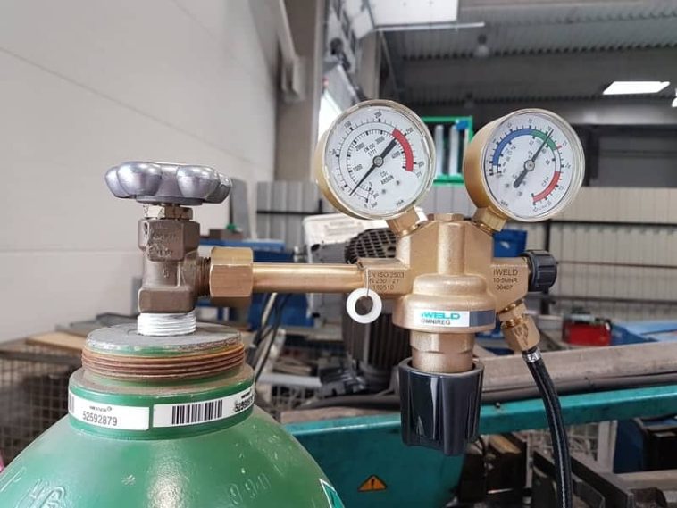 What-is-the-gas-pressure-for-MIG-welding_